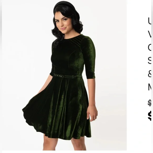 green emerald velvet dress Green Velvet Sleeveless Swing Dress